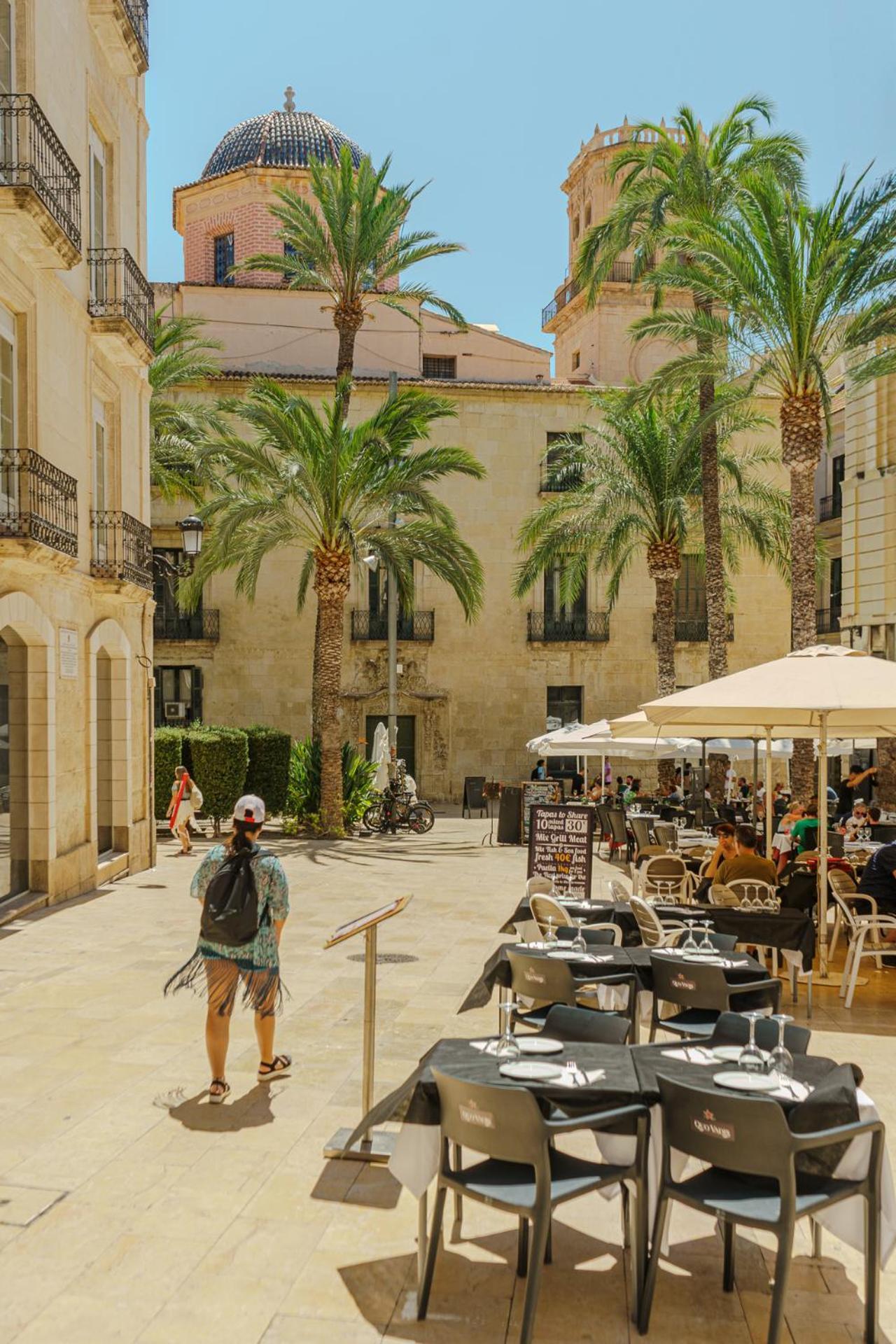 Luxurious Studio In Historic Center Of Alicante Exterior photo